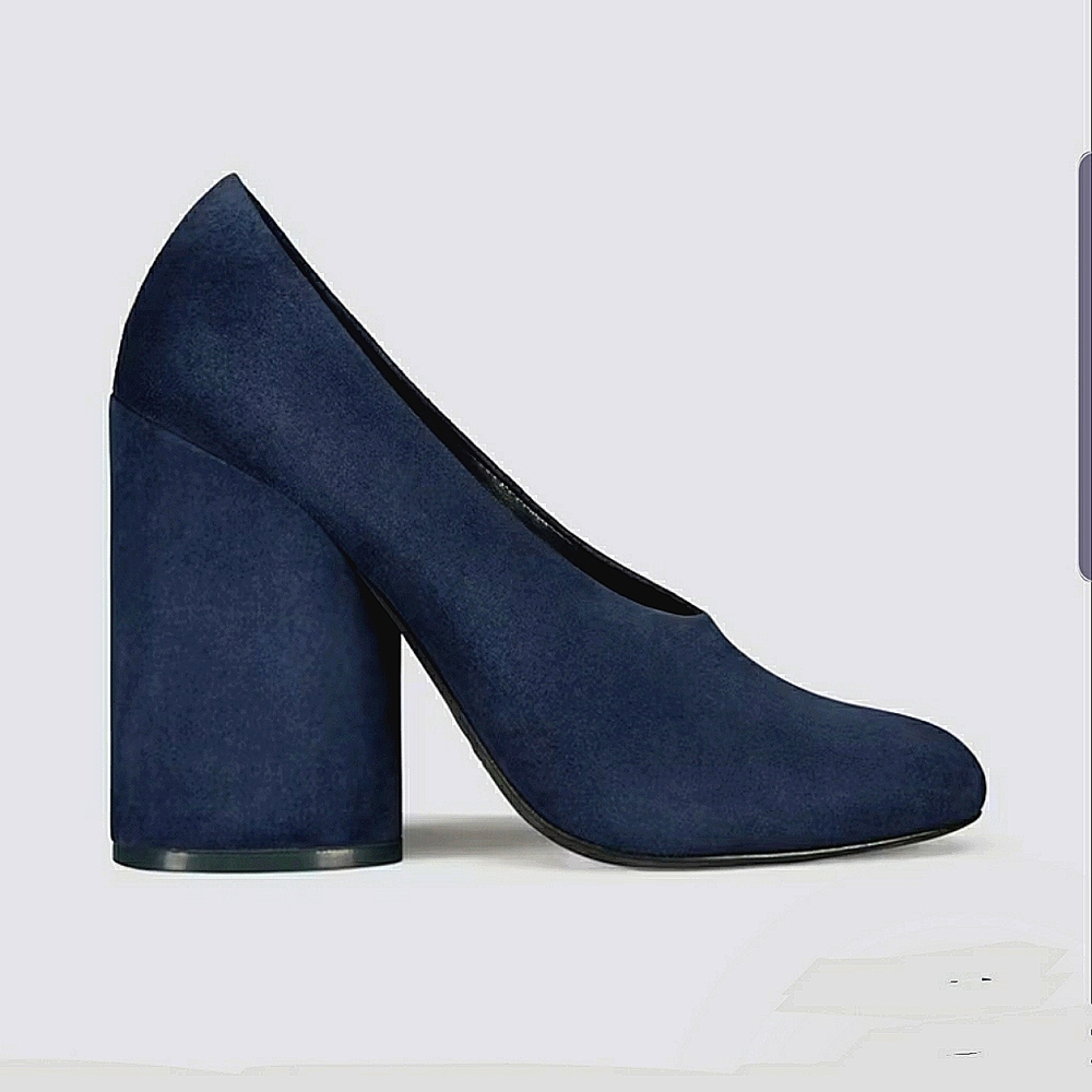 Tory Burch Lucia Pumps - Picture 2 of 8